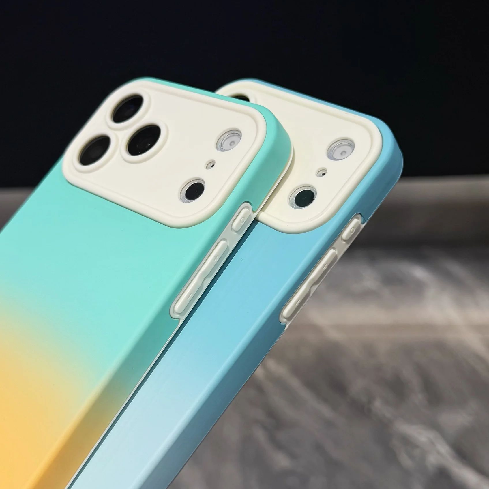 Gradient Color Matte Camera Pr - огляд і ціна Gradient Color Case