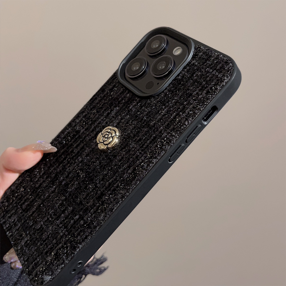 Luxury 3D Golden Camellia Flow - огляд і ціна Phone Cases Expensive